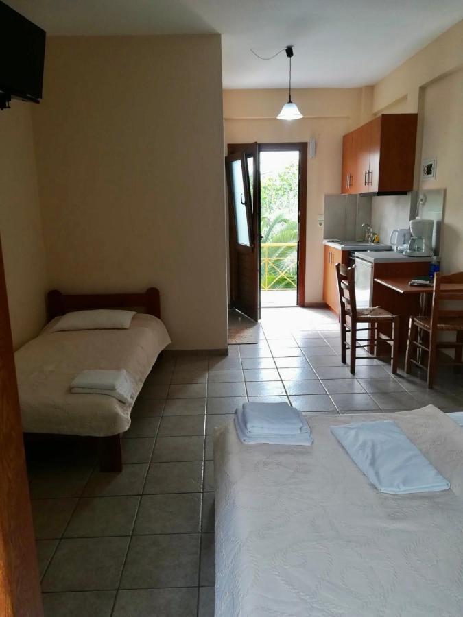 Appartement Ionos à Pyrgi Thermis Extérieur photo